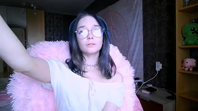 baby onface online show from 04-27-26, 08:45