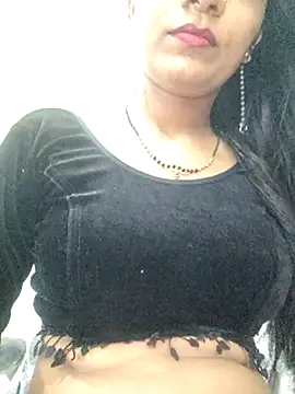 Snapshot of khushi_ji00 chatting on 06-24-26, 07:11 khushi ji00 online show from 06-24-26, 07:11