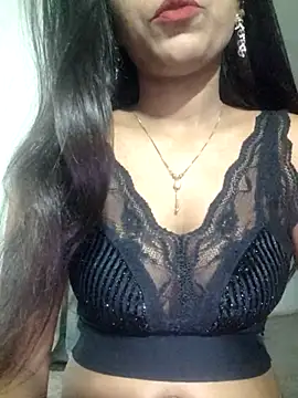 Snapshot of khushi_ji00 chatting on 05-31-26, 10:10 khushi ji00 online show from 05-31-26, 10:10