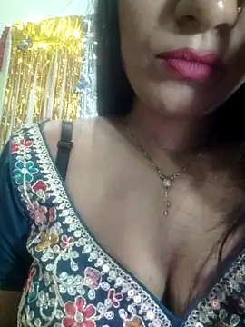 Snapshot of khushi_ji00 chatting on 06-12-26, 07:00 khushi ji00 online show from 06-12-26, 07:00