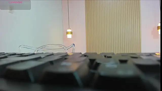MollyGray8 online show from 04-22-26, 12:34
