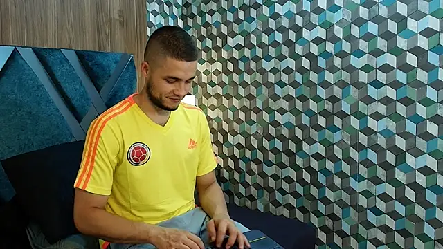 Snapshot of Joaho_Fernandez chatting on 06-14-26, 02:24 Joaho Fernandez online show from 06-14-26, 02:24