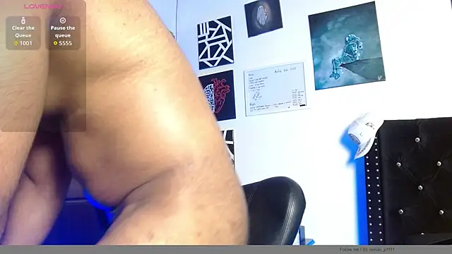 Snapshot of romanpearce_ chatting on 05-16-26, 10:31 romanpearce online show from 05-16-26, 10:31
