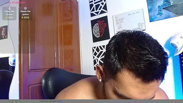 Snapshot of romanpearce_ chatting on 05-15-26, 08:51 romanpearce online show from 05-15-26, 08:51