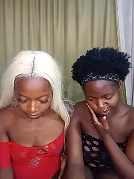 Snapshot of SexyPetite_22 chatting on 06-19-26, 06:14 SexyPetite 22 online show from 06-19-26, 06:14