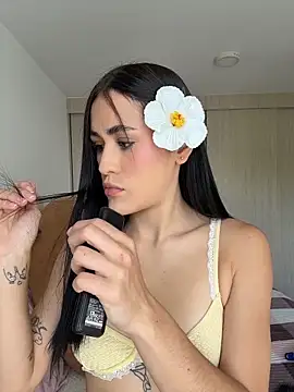 SerenaFox  online show from 04-22-26, 04:58