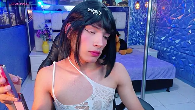 Snapshot of IsaacNovaa chatting on 05-29-26, 07:42 IsaacNovaa online show from 05-29-26, 07:42