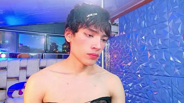 Snapshot of IsaacNovaa chatting on 04-30-26, 09:16 IsaacNovaa online show from 04-30-26, 09:16