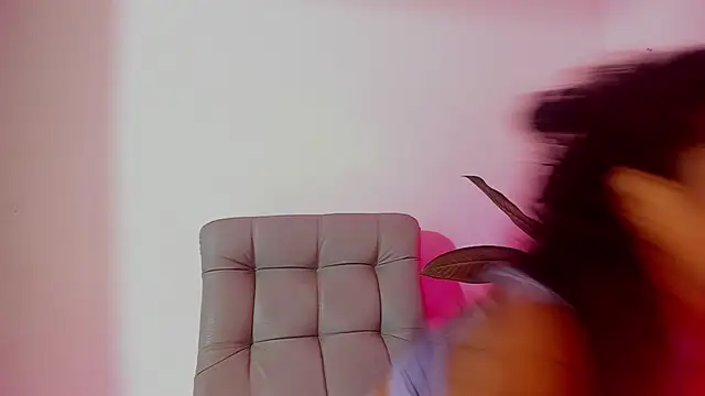 DakotaStills  online show from 03-28-26, 03:51