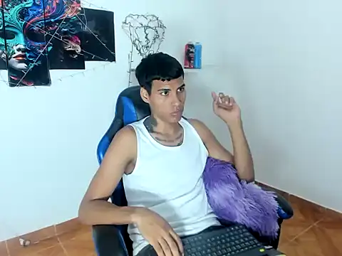 Snapshot of axeel-king chatting on 04-04-26, 04:57 axeel-king online show from 04-04-26, 04:57