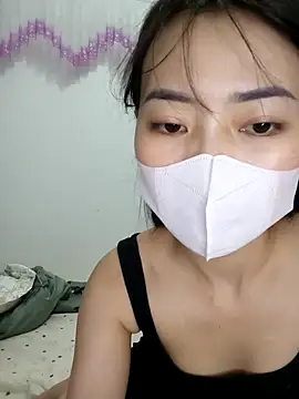 Snapshot of Xiangchuu chatting on 05-05-26, 05:38 Xiangchuu online show from 05-05-26, 05:38