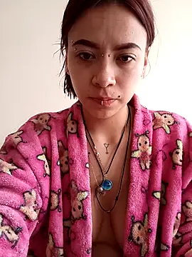 AuroraaMoonn online show from 04-08-26, 01:12