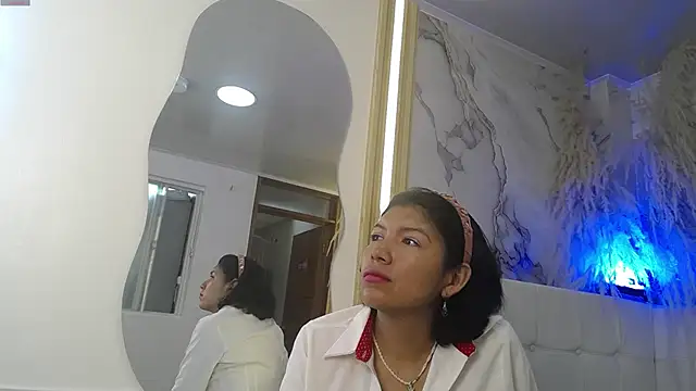  Isabel0 online show from 03-25-26, 08:30