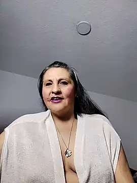 Merlyna Goldenss online show from 04-10-26, 05:36