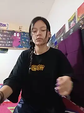 Ninffa sweet21 online show from 05-27-26, 11:56