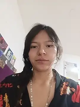 Snapshot of Ninffa_sweet21 chatting on 06-11-26, 03:36 Ninffa sweet21 online show from 06-11-26, 03:36