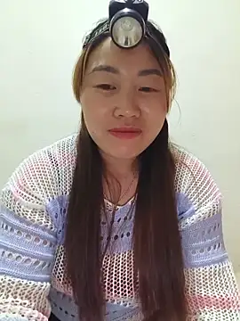Snapshot of he-se-kin chatting on 06-21-26, 03:23 he-se-kin online show from 06-21-26, 03:23