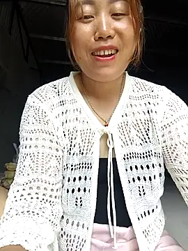 Snapshot of he-se-kin chatting on 06-04-26, 02:38 he-se-kin online show from 06-04-26, 02:38