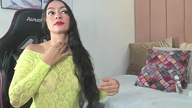 Snapshot of natalia_vela chatting on 07-14-26, 12:11 natalia vela online show from 07-14-26, 12:11