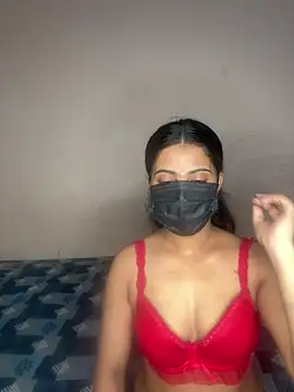 Snapshot of Riya_leone chatting on 07-22-26, 07:49 Riya leone online show from 07-22-26, 07:49