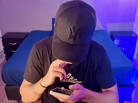 Erick  1 online show from 05-02-26, 02:50