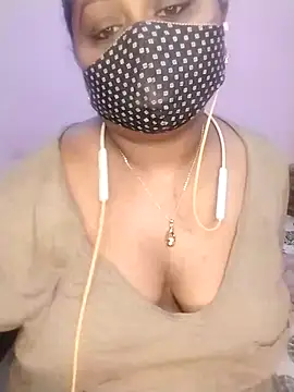 Snapshot of Tamil-Dhara chatting on 04-28-26, 06:23 Tamil-Dhara online show from 04-28-26, 06:23