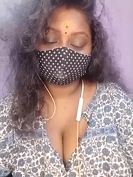 Snapshot of Tamil-Dhara chatting on 04-27-26, 12:03 Tamil-Dhara online show from 04-27-26, 12:03