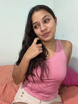 Snapshot of Colochitapupy chatting on 04-22-26, 03:35 Colochitapupy online show from 04-22-26, 03:35
