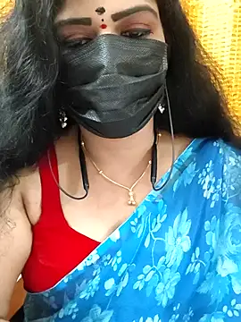 Snapshot of meenakshi_cutie chatting on 03-25-26, 01:10 meenakshi cutie online show from 03-25-26, 01:10