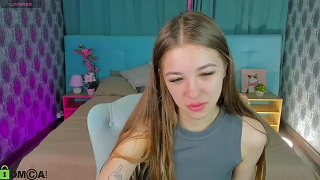 Snapshot of Miss_Shanel chatting on 05-08-26, 01:31 Miss Shanel online show from 05-08-26, 01:31