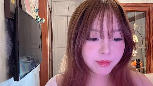 Snapshot of thelittlexx chatting on 05-16-26, 07:40 thelittlexx online show from 05-16-26, 07:40