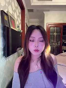Snapshot of thelittlexx chatting on 04-13-26, 12:20 thelittlexx online show from 04-13-26, 12:20