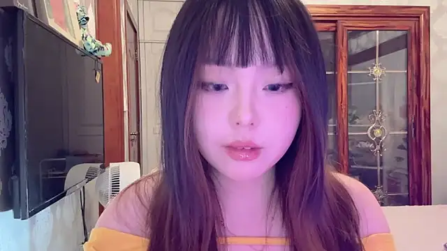 Snapshot of thelittlexx chatting on 04-22-26, 07:48 thelittlexx online show from 04-22-26, 07:48
