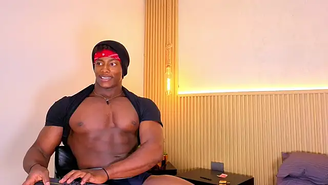 maxmuscle10 online show from 06-04-26, 07:35