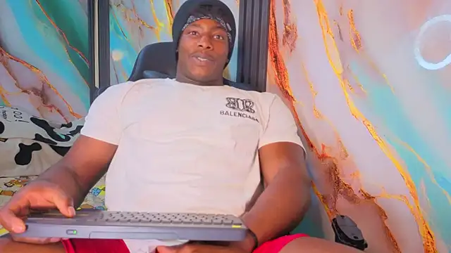 maxmuscle10 online show from 05-25-26, 03:11