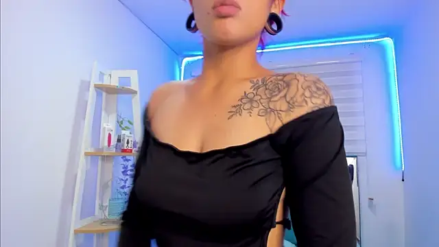 Sara Red X online show from 04-01-26, 04:14