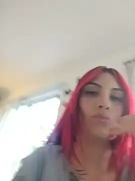 Derieri Blush online show from 05-26-26, 10:30