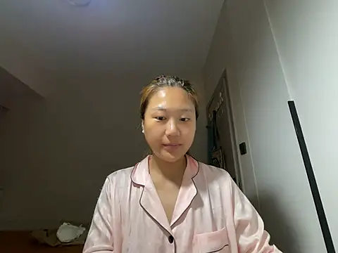 tutu512 online show from 06-20-26, 05:18
