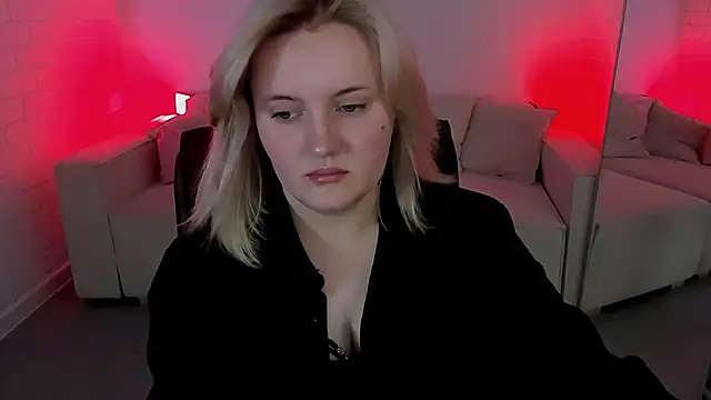 Snapshot of KathyBriggs chatting on 04-06-26, 05:08 KathyBriggs online show from 04-06-26, 05:08