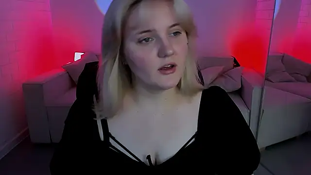 Snapshot of KathyBriggs chatting on 04-04-26, 05:25 KathyBriggs online show from 04-04-26, 05:25