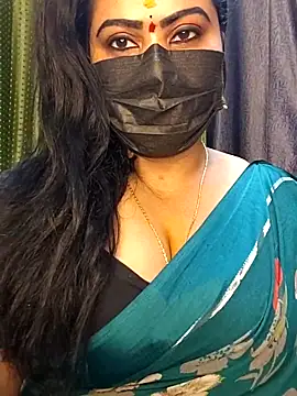 Snapshot of Anushka_flower chatting on 04-19-26, 12:44 Anushka flower online show from 04-19-26, 12:44
