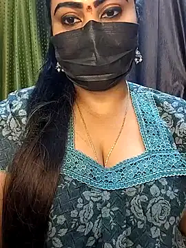Snapshot of Anushka_flower chatting on 04-21-26, 08:37 Anushka flower online show from 04-21-26, 08:37