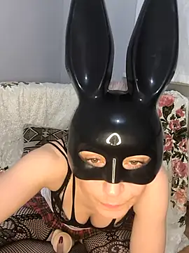 Snapshot of Pisicik_2 chatting on 03-28-26, 05:58 Pisicik 2 online show from 03-28-26, 05:58