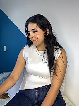 Gabyfosterr   online show from 04-02-26, 09:32