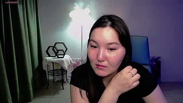 CamilaMartiez online show from 06-19-26, 12:11
