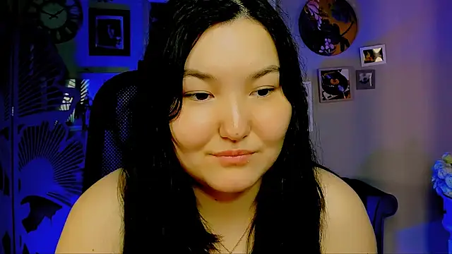 CamilaMartiez online show from 04-12-26, 09:23