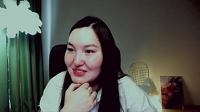 Snapshot of CamilaMartiez chatting on 05-16-26, 01:10 CamilaMartiez online show from 05-16-26, 01:10