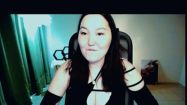 Snapshot of CamilaMartiez chatting on 06-06-26, 09:14 CamilaMartiez online show from 06-06-26, 09:14
