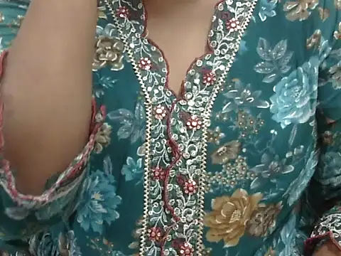 Sana Khaan online show from 03-26-26, 11:19