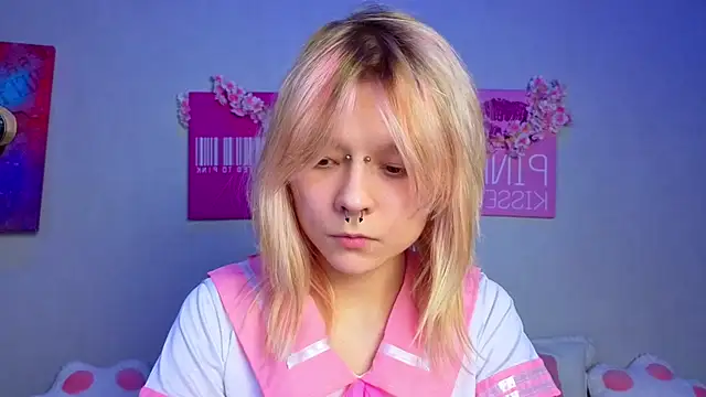 PerryKitty online show from 05-14-26, 02:47